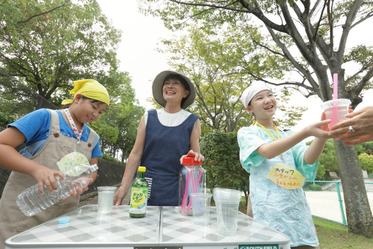 投稿についてもっと詳しく 子ども達の募金活動　レモネードスタンド